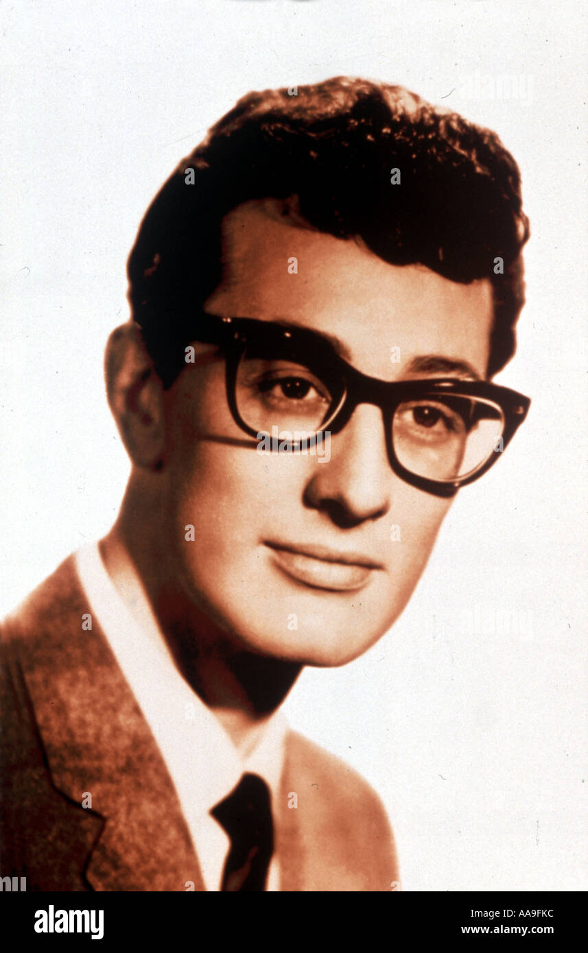 BUDDY Holly (1936-1959) photo promotionnelle d'entre nous à propos de musicien pop 1957 Banque D'Images