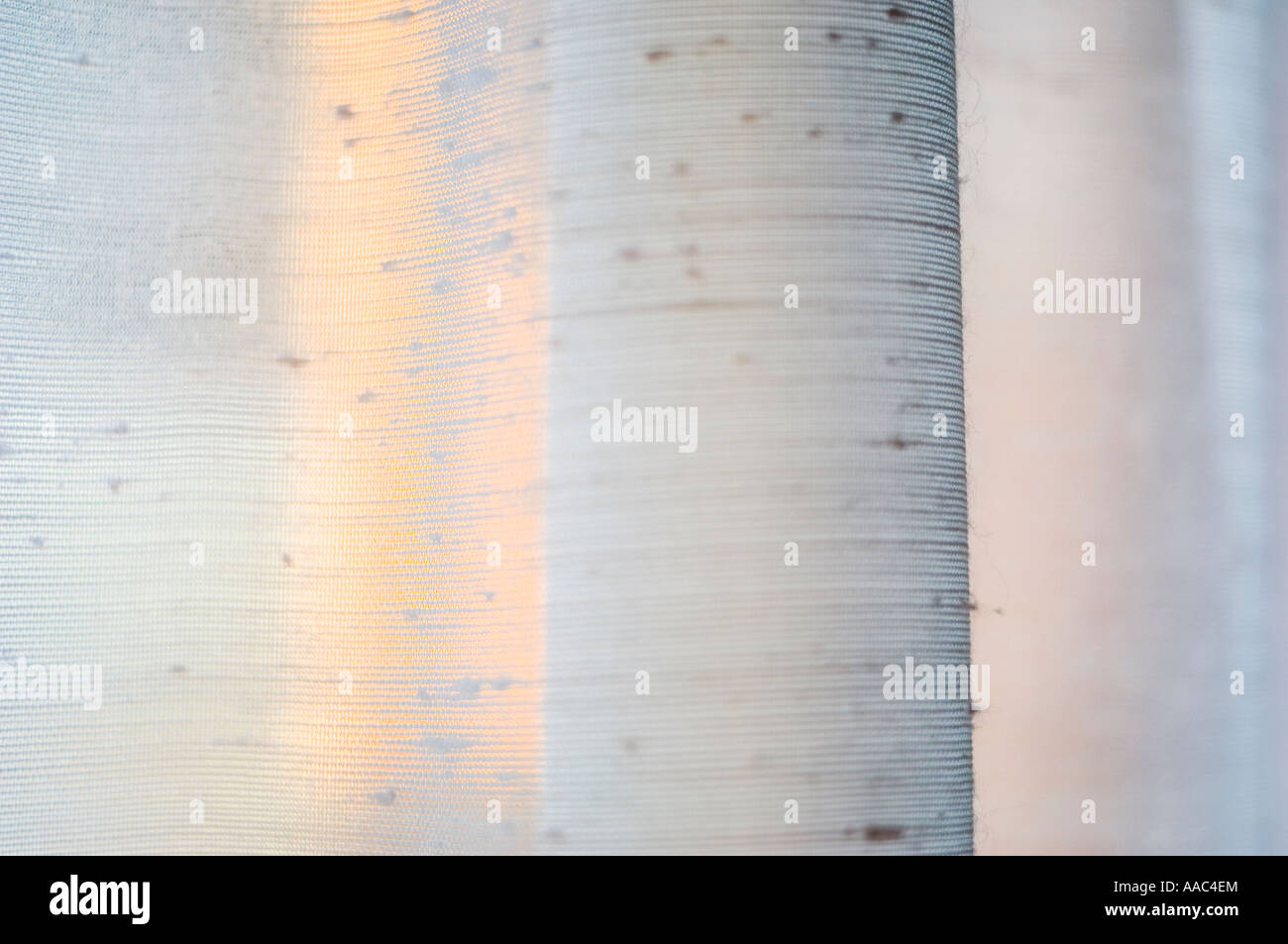 Pli souple de rideau blanc Banque D'Images