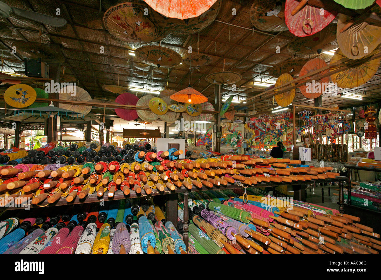 Bo Sang umbrella factory Chiang Mai Thailand Banque D'Images Bo Sang umbrella factory Chiang Mai Thailand Banque D'Images