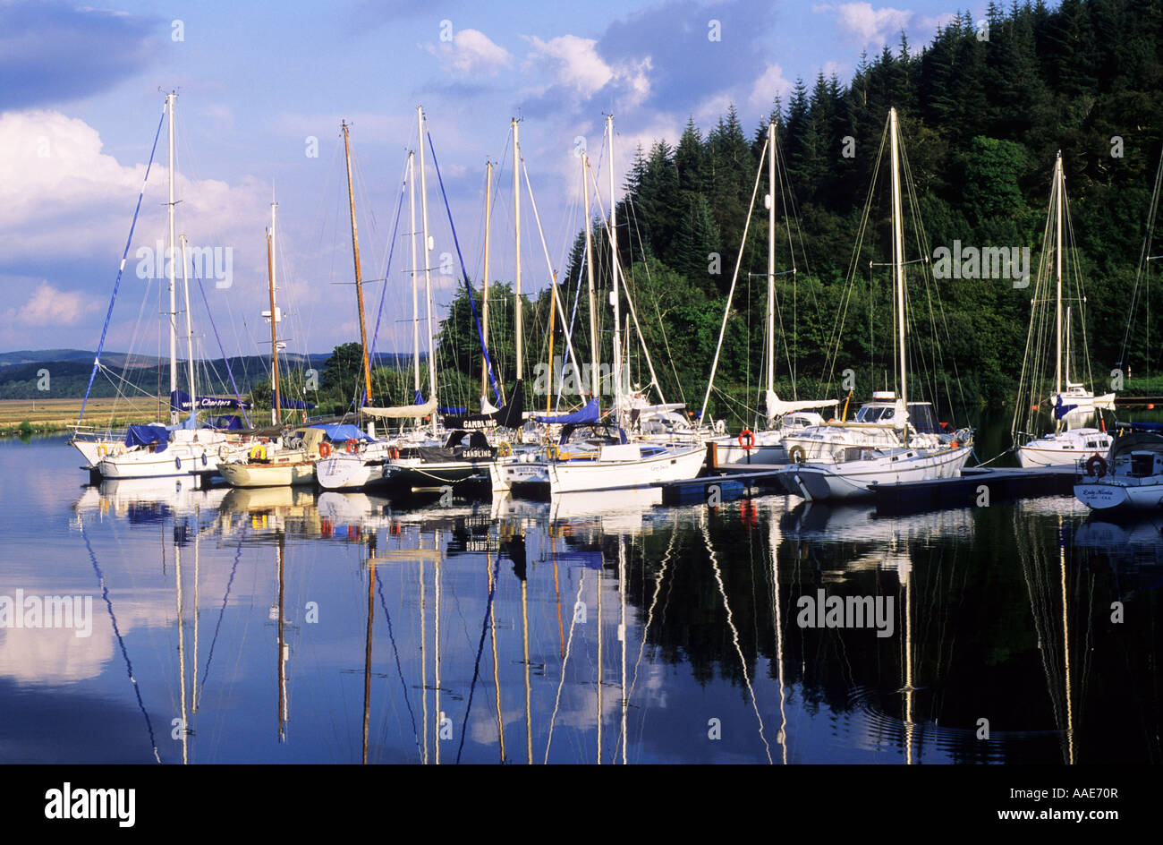 Bellanock, Crinan Canal, bateaux, yachts, à l'ouest, dans l'ouest de l'Ecosse, région de Strathclyde, Royaume-Uni, les bateaux de plaisance à flot, vacances, voyage, Banque D'Images