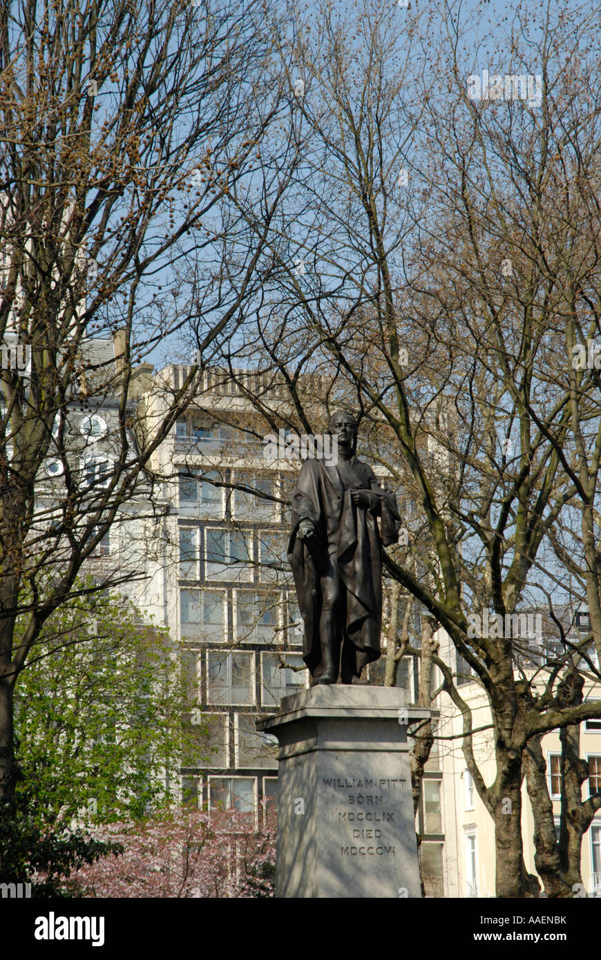 Statue de William Pitt dans Hanover Square Mayfair Londres Angleterre Banque D'Images