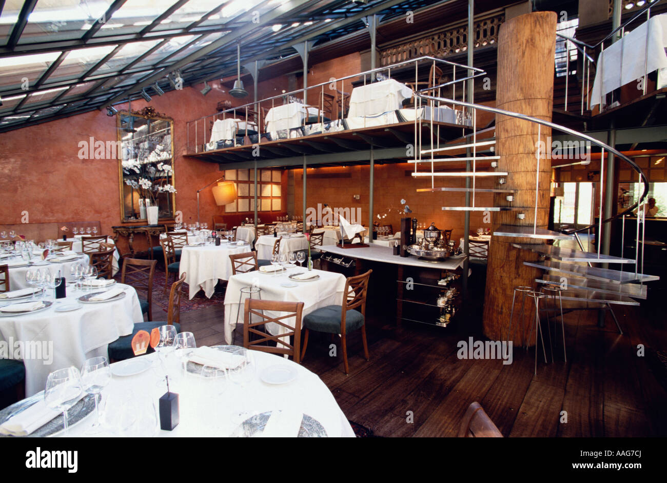 Tragaluz Restaurant Vieille Ville Eixample Barcelona La Catalogne Espagne Banque D'Images