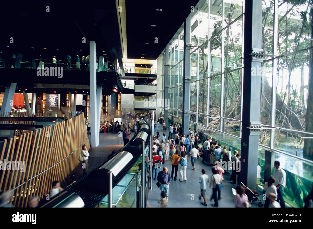 Cosmo Caixa Science Museum Museu de la Scienca Barcelone Catalogne Espagne Banque D'Images
