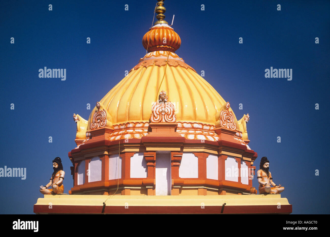 L'île de Divar Dôme de Temple Hindou Tiswadi Goa Inde Banque D'Images