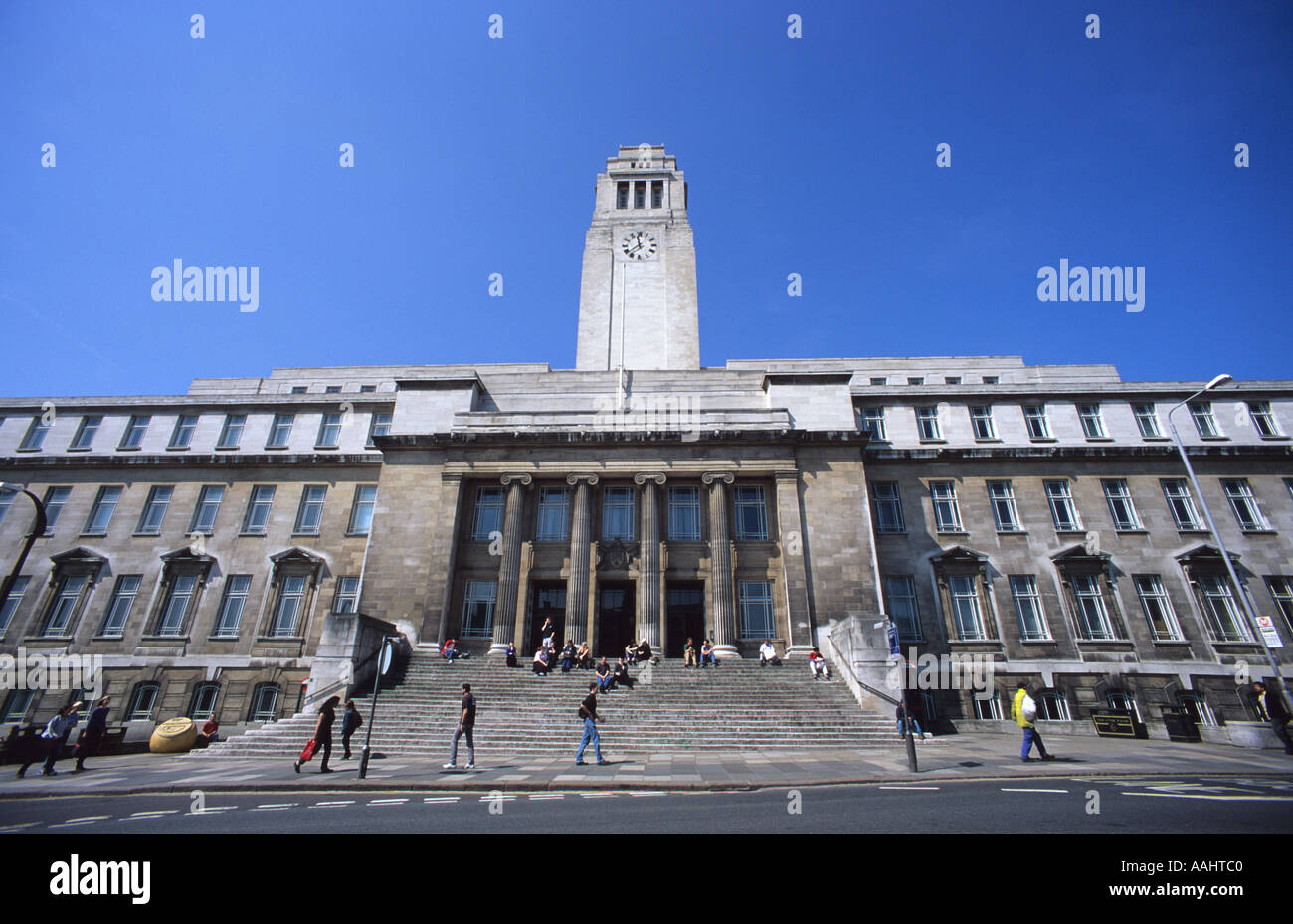 L'université de Leeds fondée en 1904 bâtiment parkinson ouvert en 1951 par la princesse royale leeds yorkshire uk Banque D'Images