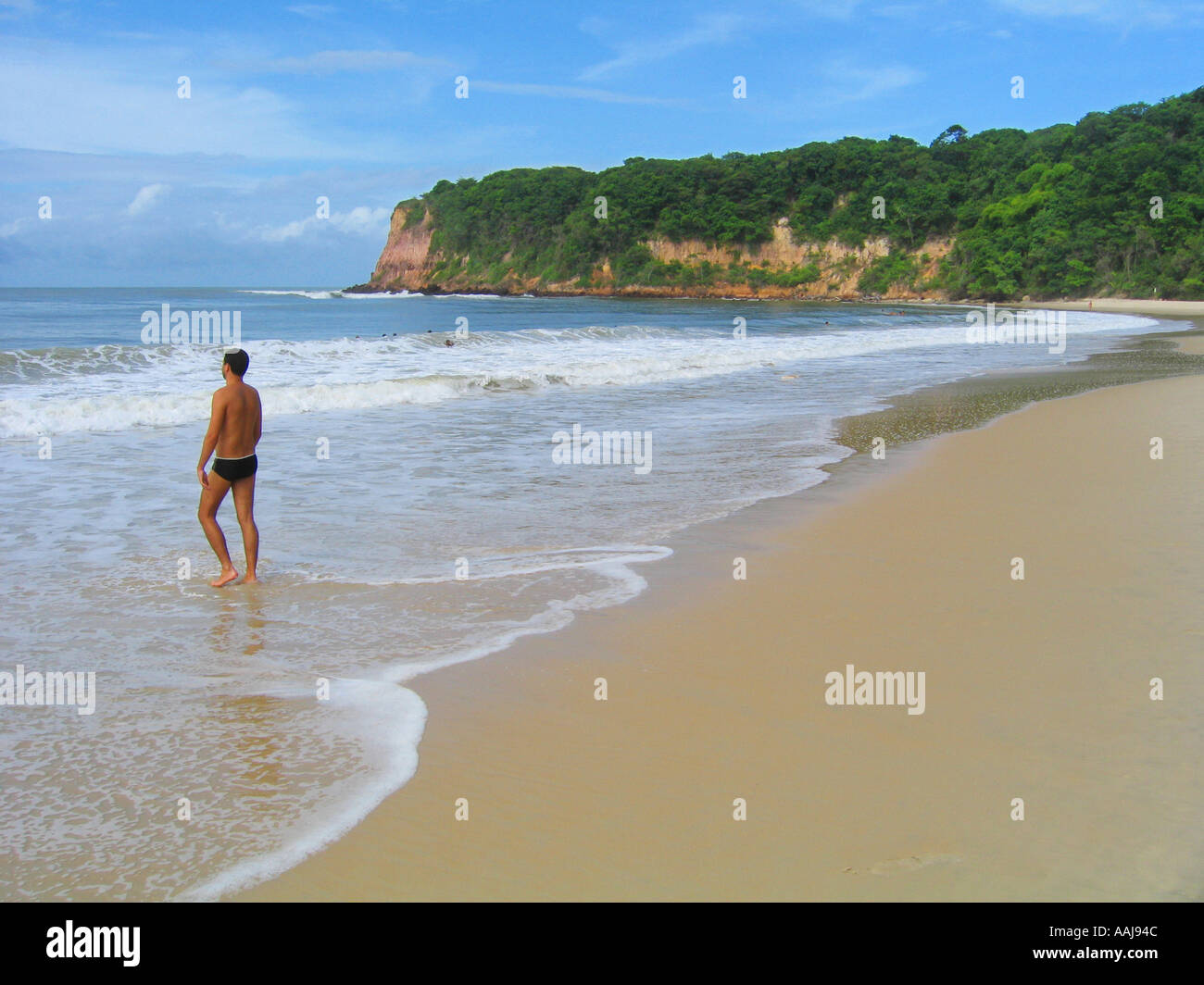 La plage Praia do Madeiro Rua dos par bay dans Pipa, au sud de Natal, Brésil. Également appelé Dolphin's beach. Banque D'Images