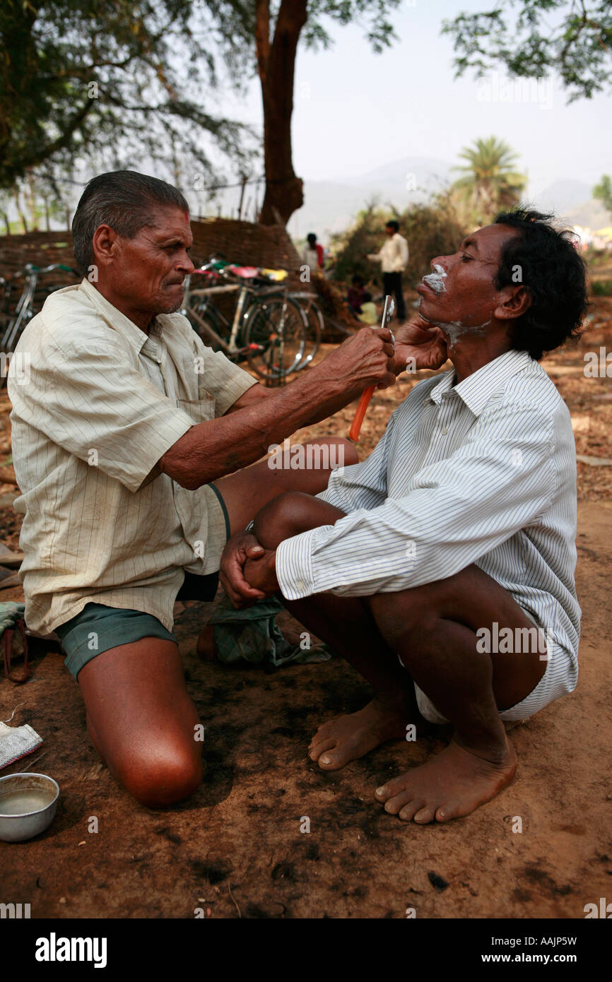 Au marché à Bissamcuttack, Chatikona, près de Mirbel, Orissa, Inde Banque D'Images