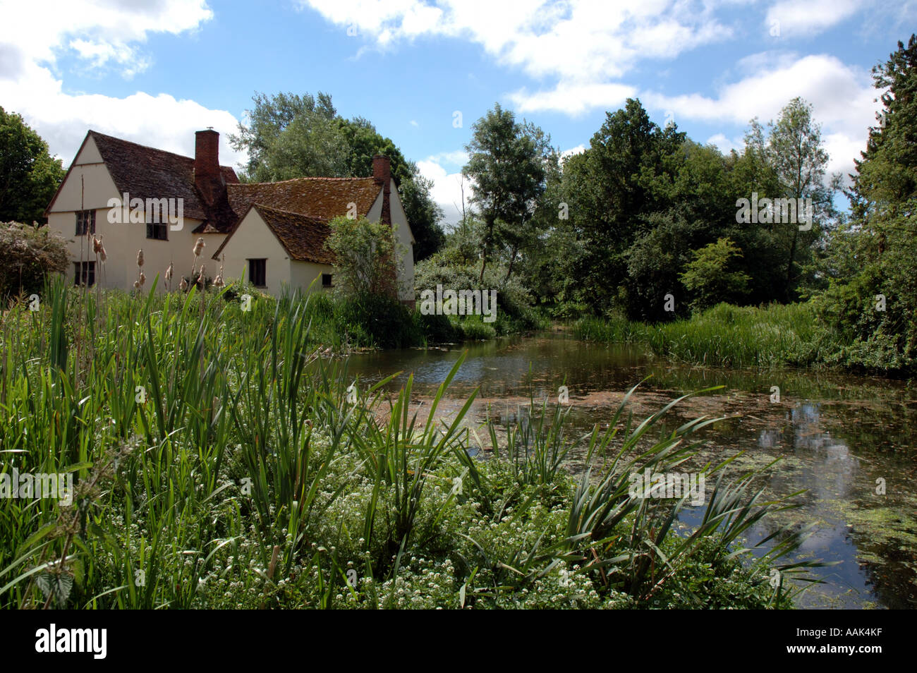 Willy Lott's Cottage au moulin de Flatford, le paramètre de John Constable's célèbre tableau 'Le Hay Wain' Banque D'Images
