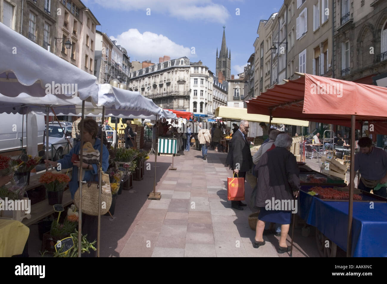 Marché de rue Limoges France Photo Stock Alamy