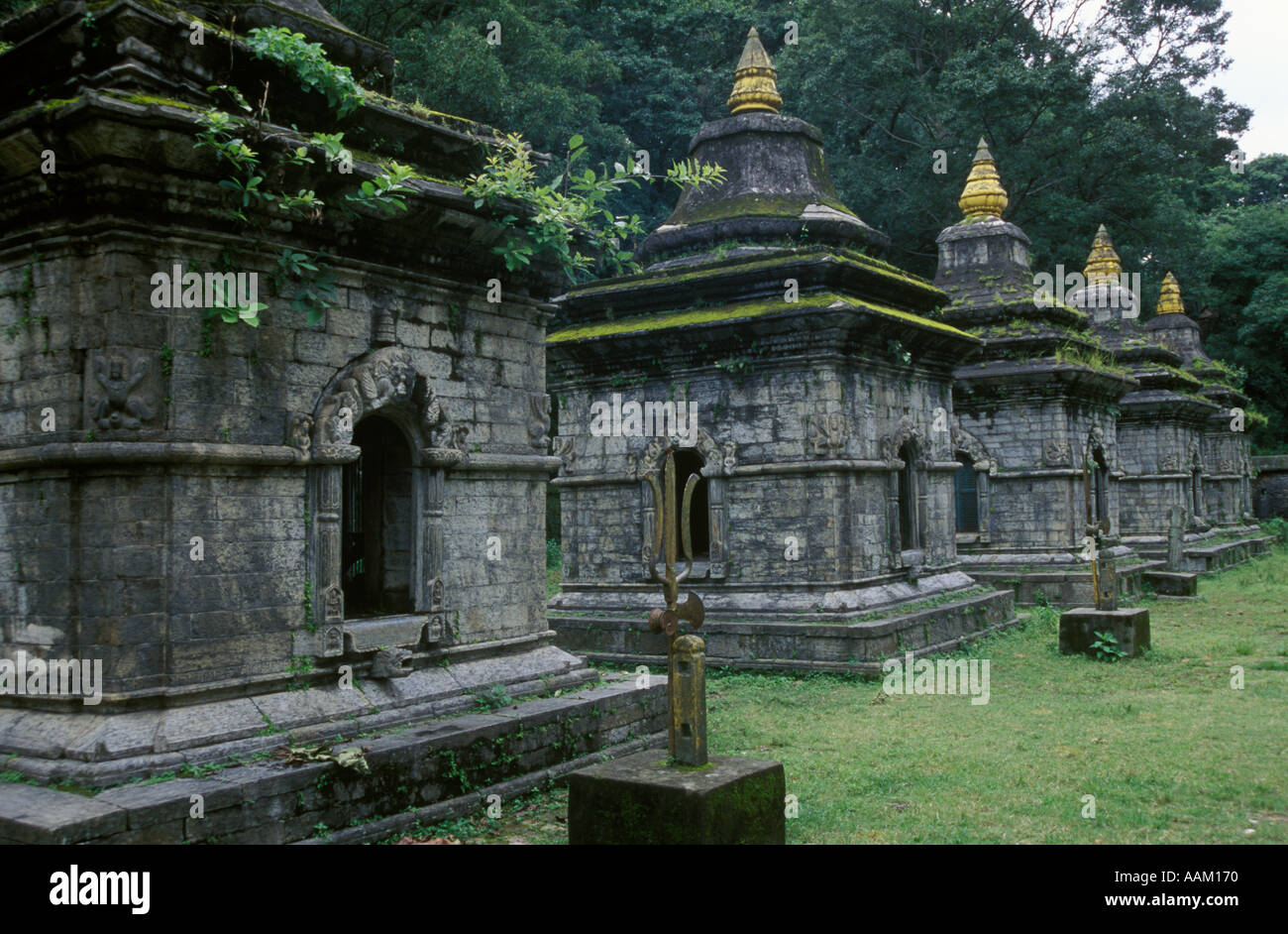 Lingam temple pashupatinath nepal Banque de photographies et d’images à ...