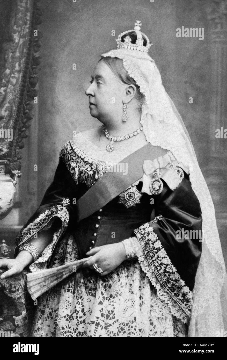 PORTRAIT DE LA REINE VICTORIA PROFIL R gna De 1837 1901 L Angleterre PORTRAIT DE LA REINE VICTORIA PROFIL R gna De 1837 1901 L Angleterre