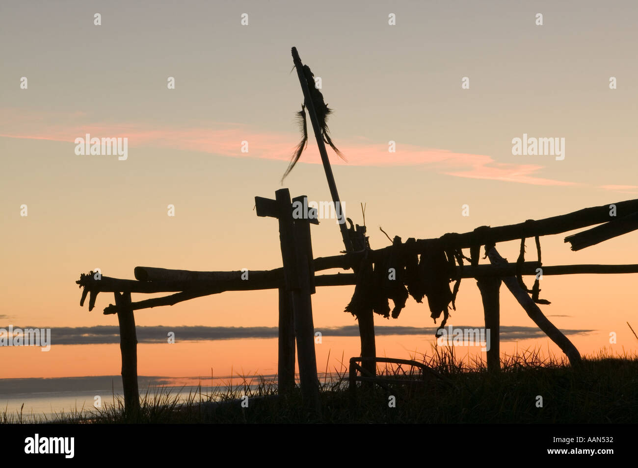 Séchoirs traditionnels utilisés par les esquimaux de l'Alaska