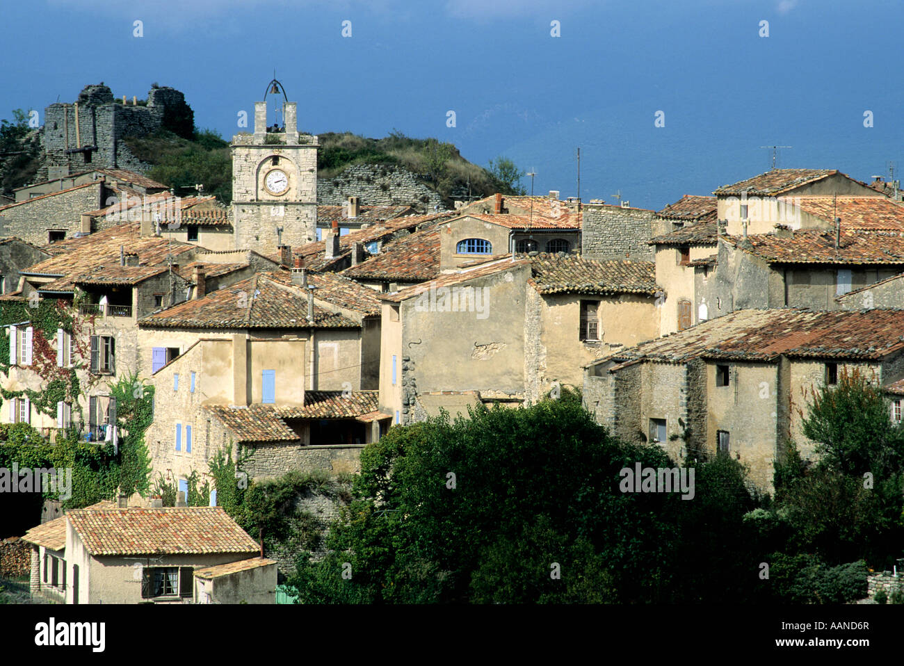 Saignon, Vaucluse, Provence-Alpes-Côte d'Azur, France, Europe Banque D'Images