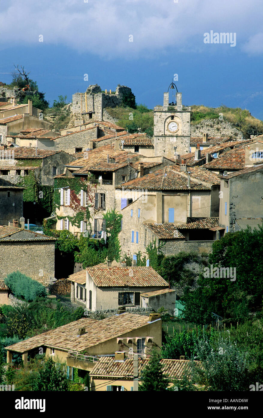 Saignon, Vaucluse, Provence-Alpes-Côte d'Azur, France, Europe Banque D'Images