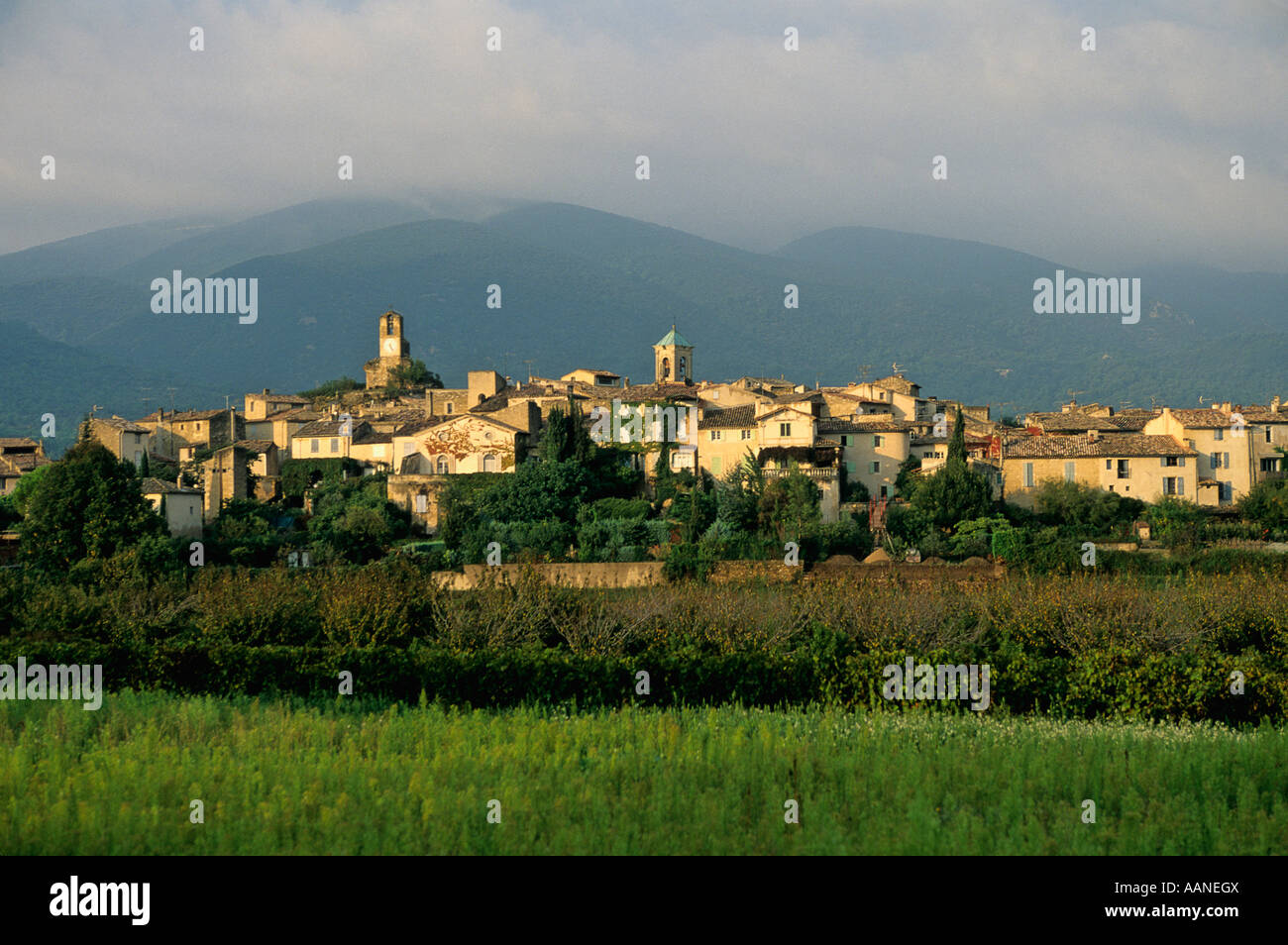 Lourmarin, Luberon, Vaucluse, France, Europe Banque D'Images