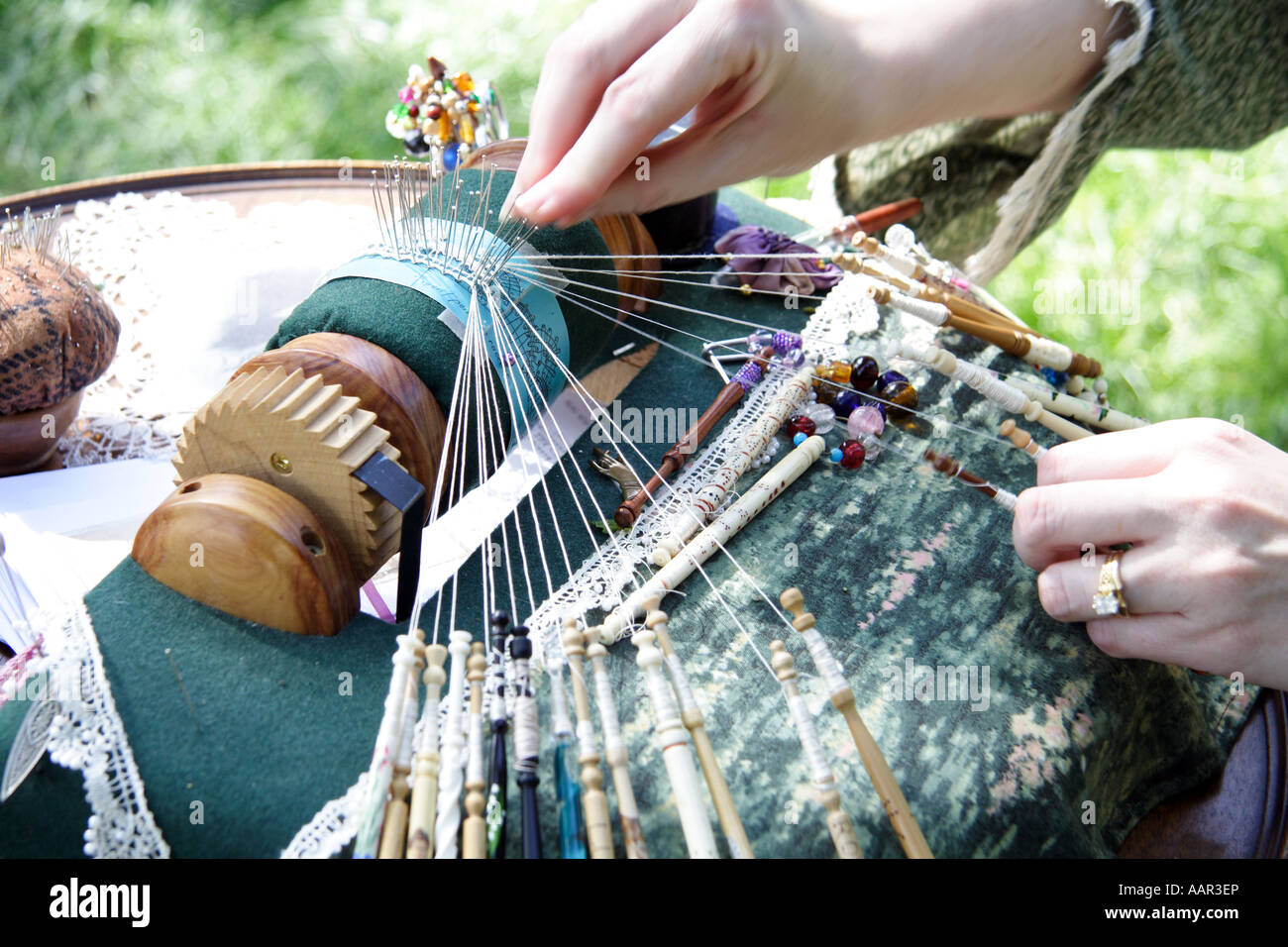 La dentelle démonstration.jours de la guerre civile, 2007 Naper Settlement, Naperville, Illinois USA. Banque D'Images