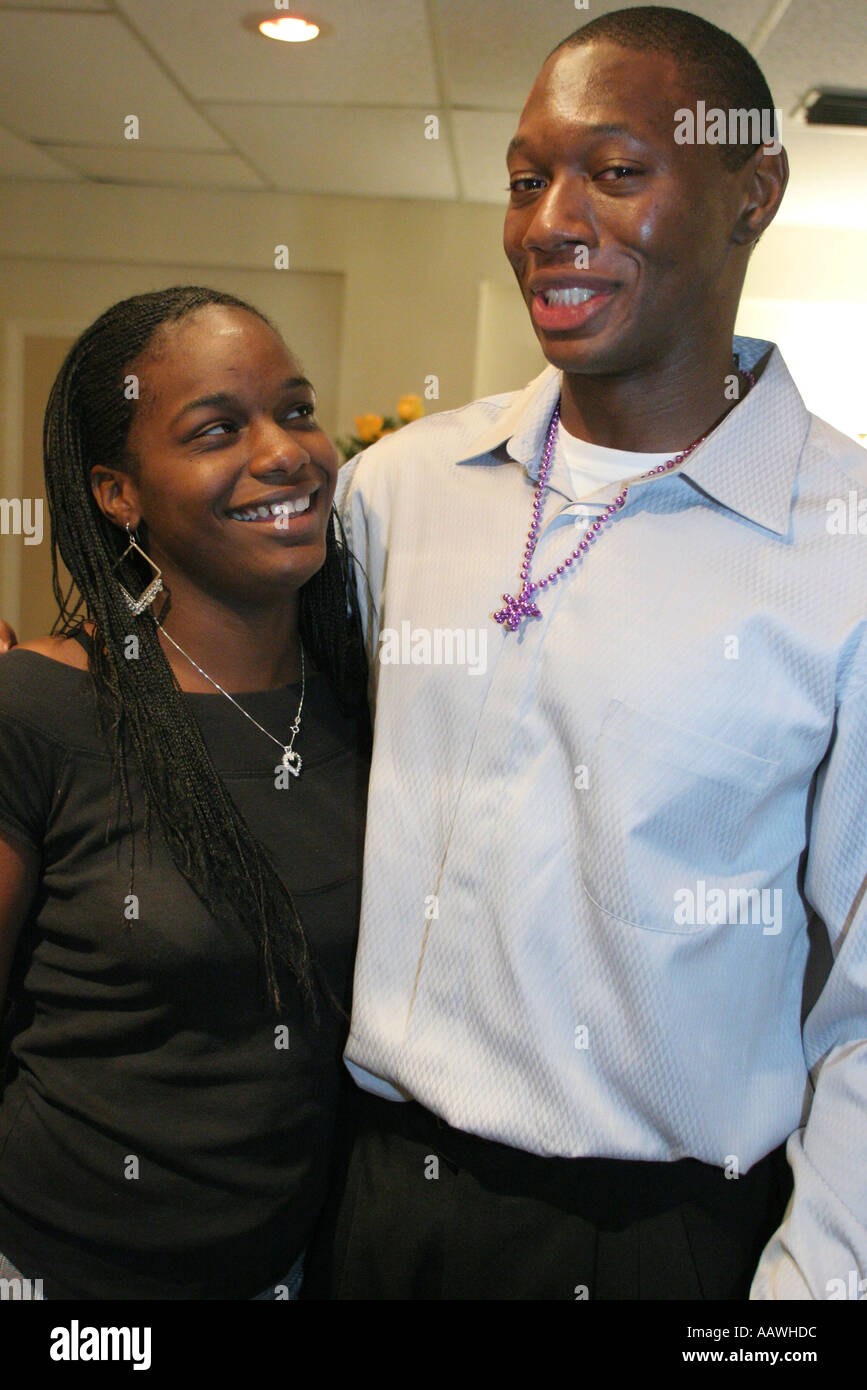 Miami Florida,Hialeah Gardens,non violence Project USA,Learn apprend l'apprentissage,enseigner,étudiants éducation élève jeunesse,anti drogue,éducation,étudier,non Banque D'Images