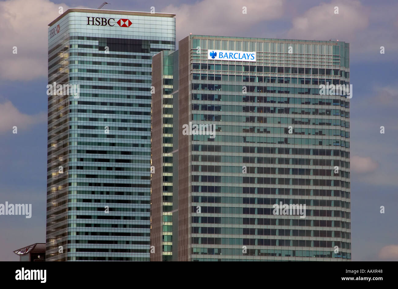 La HSBC et Barclays towers de Canary Wharf London UK Banque D'Images