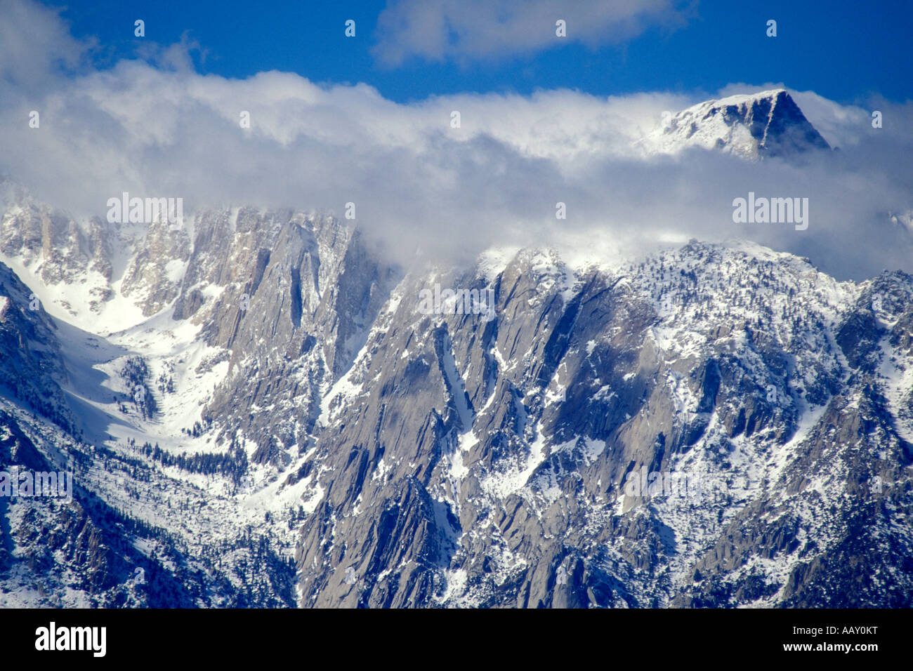 De granit de haute altitude les montagnes de la Sierra Madre orientale pendant une tempête hivernale Banque D'Images