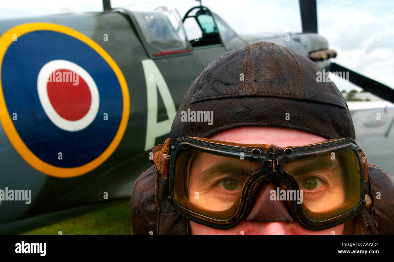 Pilote et avion Spitfire en UK Banque D'Images