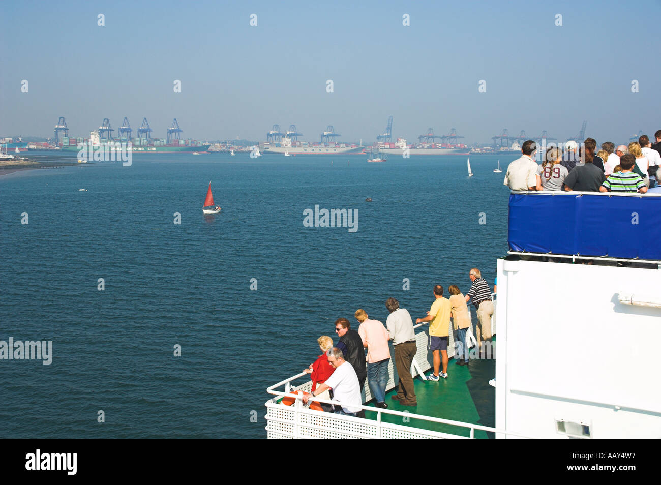 Europe Royaume-Uni Angleterre essex ferry harwich port approche Banque D'Images