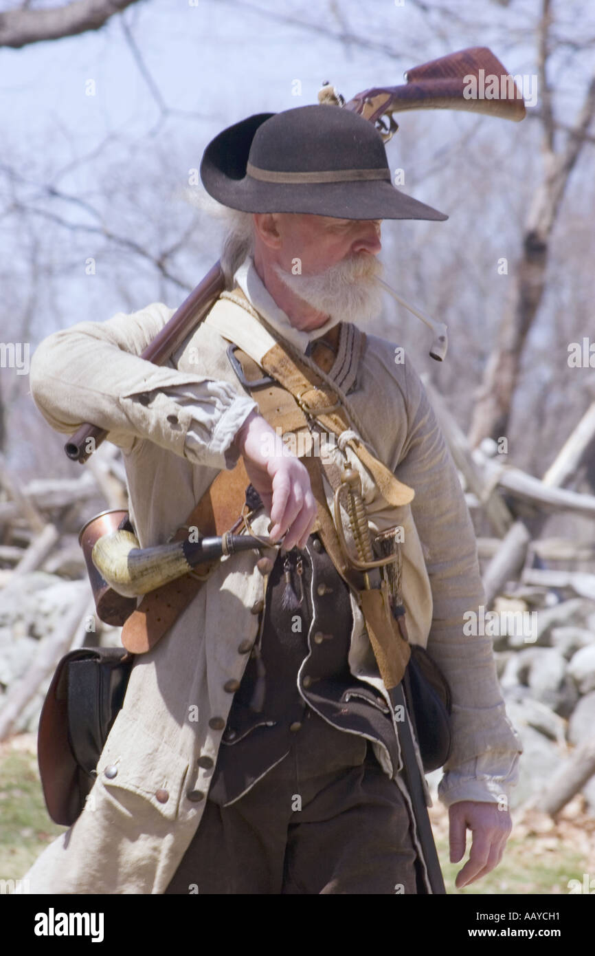 Minuteman coloniale attend pour la bataille Banque D'Images