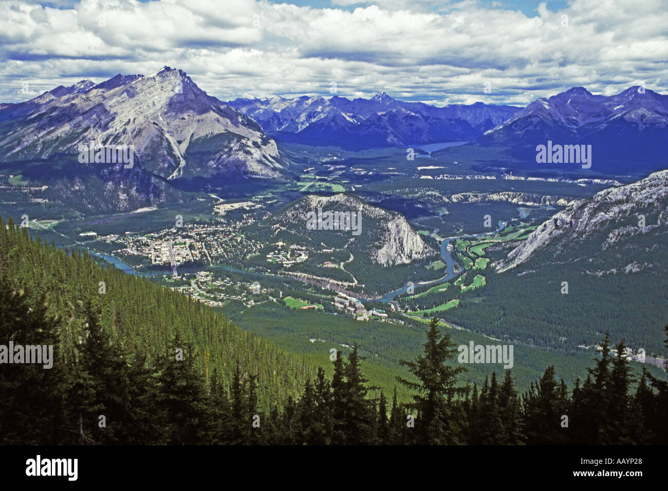 Avis de Banff Springs Hotel et Golf de Sulphur Mountain, Alberta Canada JMH0797 Banque D'Images