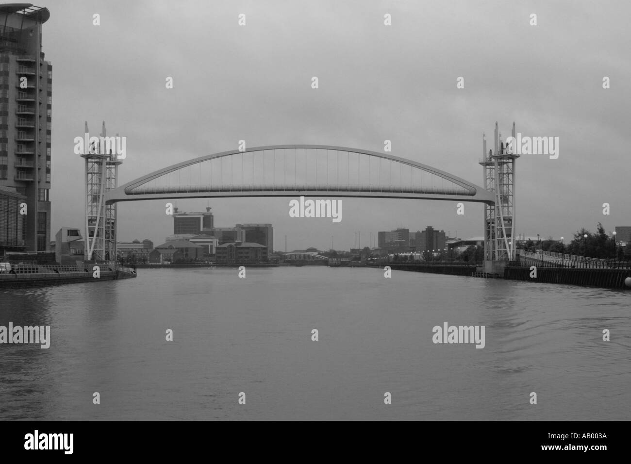 Manchester Ship Canal Cruise - Salford Quays Banque D'Images