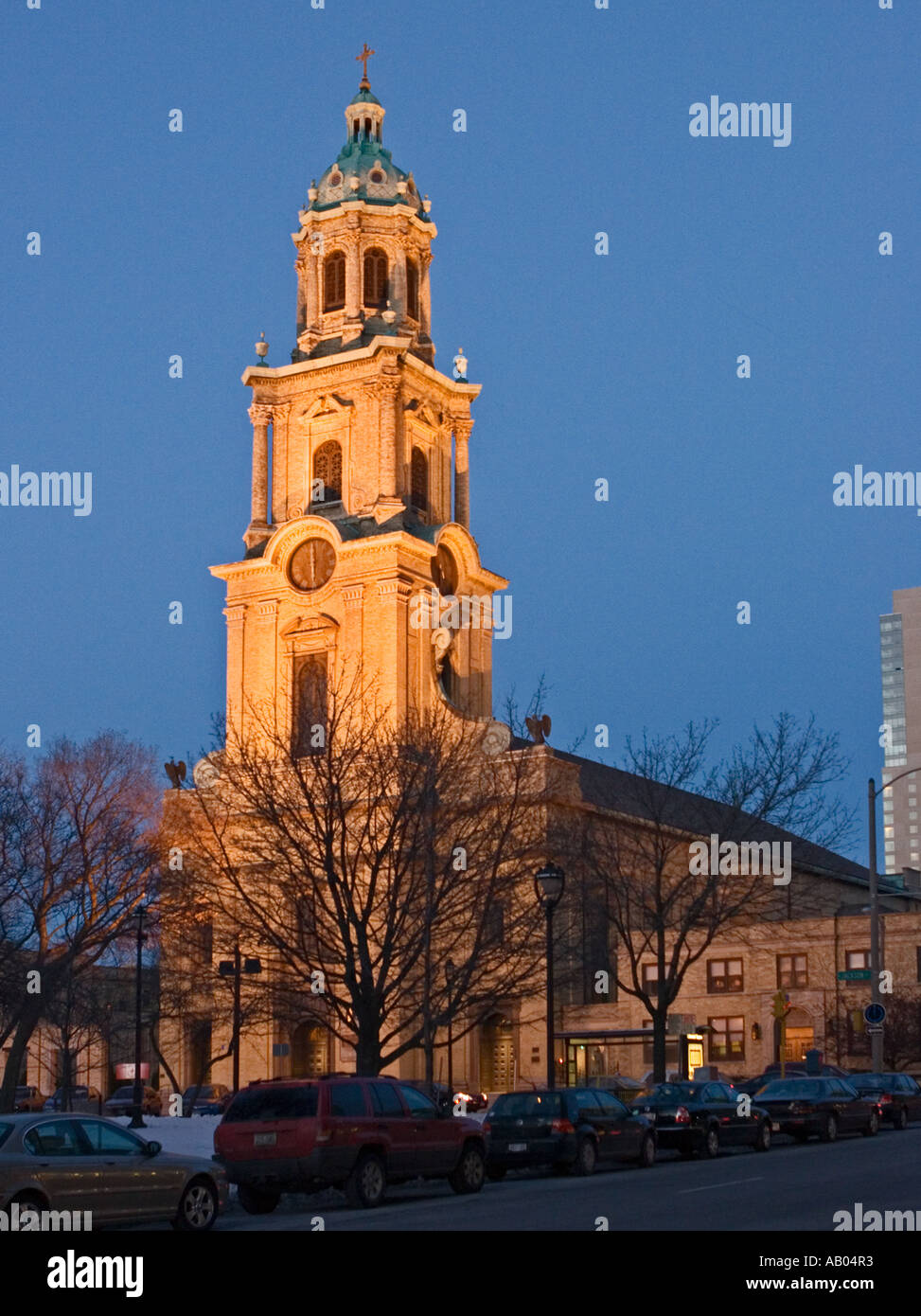 Cathédrale de Saint John the Divine, Milwaukee, Wisconsin au crépuscule Banque D'Images