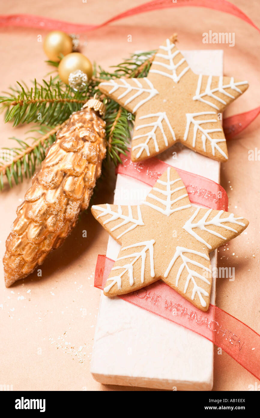 Christmassy gingerbread stars sur fort FoodCollection Banque D'Images