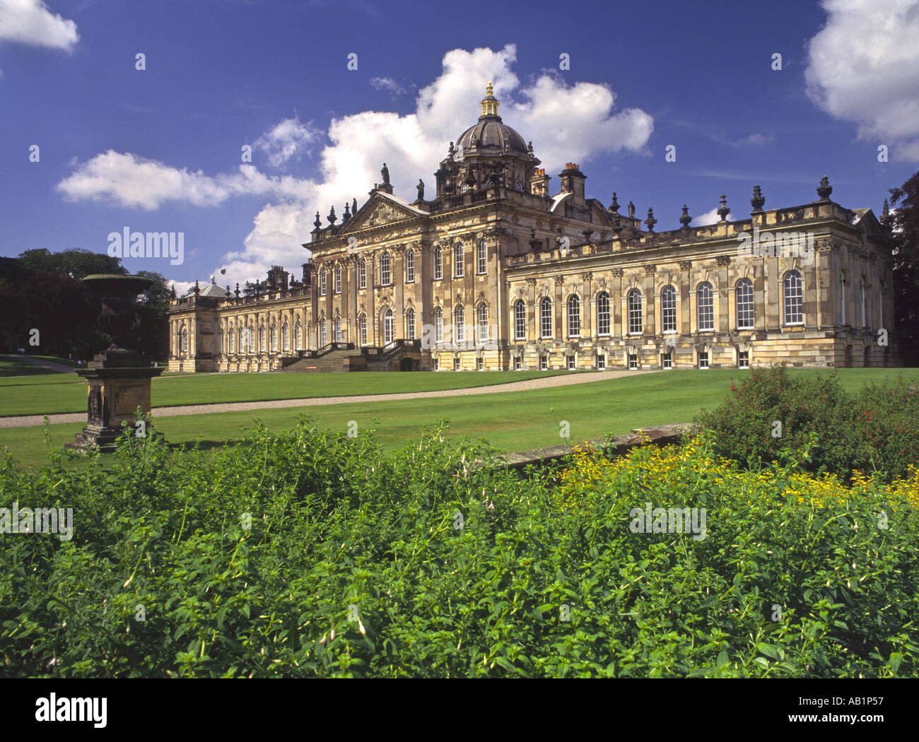 Castle Howard près de Malton North Yorkshire Angleterre Banque D'Images