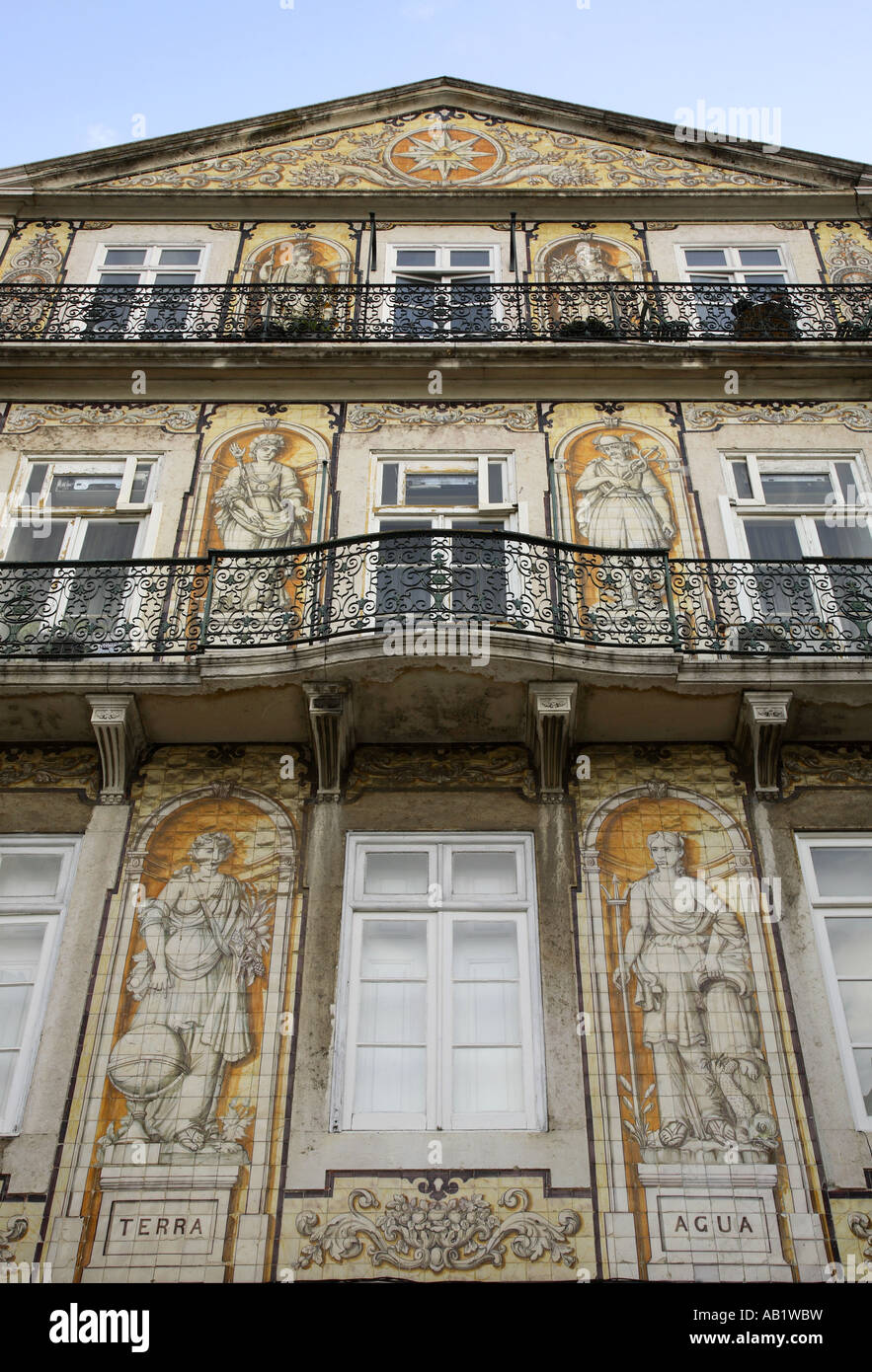 Détail sur les carreaux dans Largo Rafael Bordalo Pinheiro, Carré Barrio Alto, Lisbonne, Portugal Banque D'Images