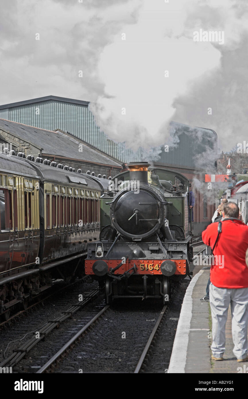 Prendre des photos sur la Severn Valley Railway. Banque D'Images