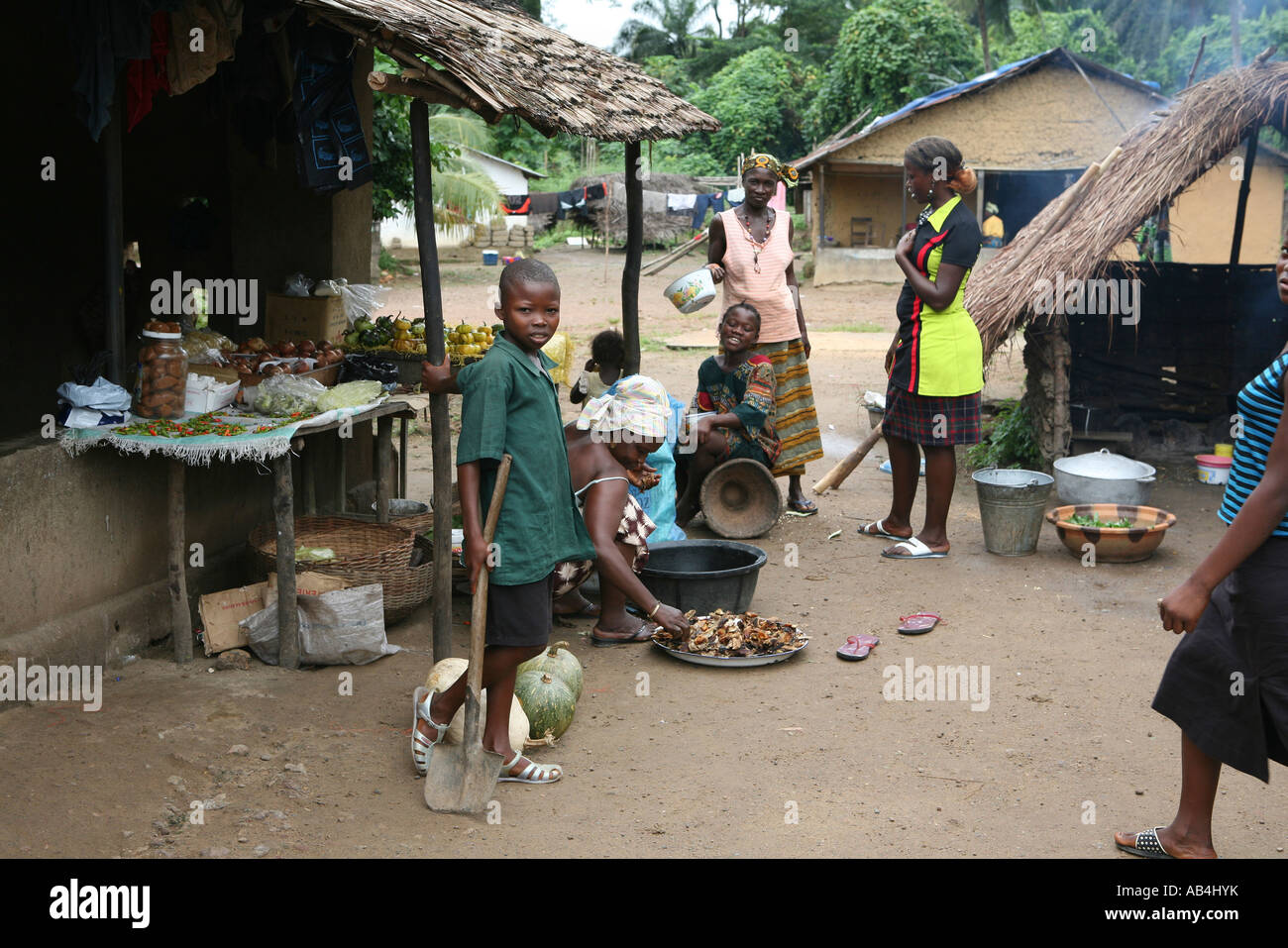 Vendeur de poisson la Sierra Leone Banque D'Images