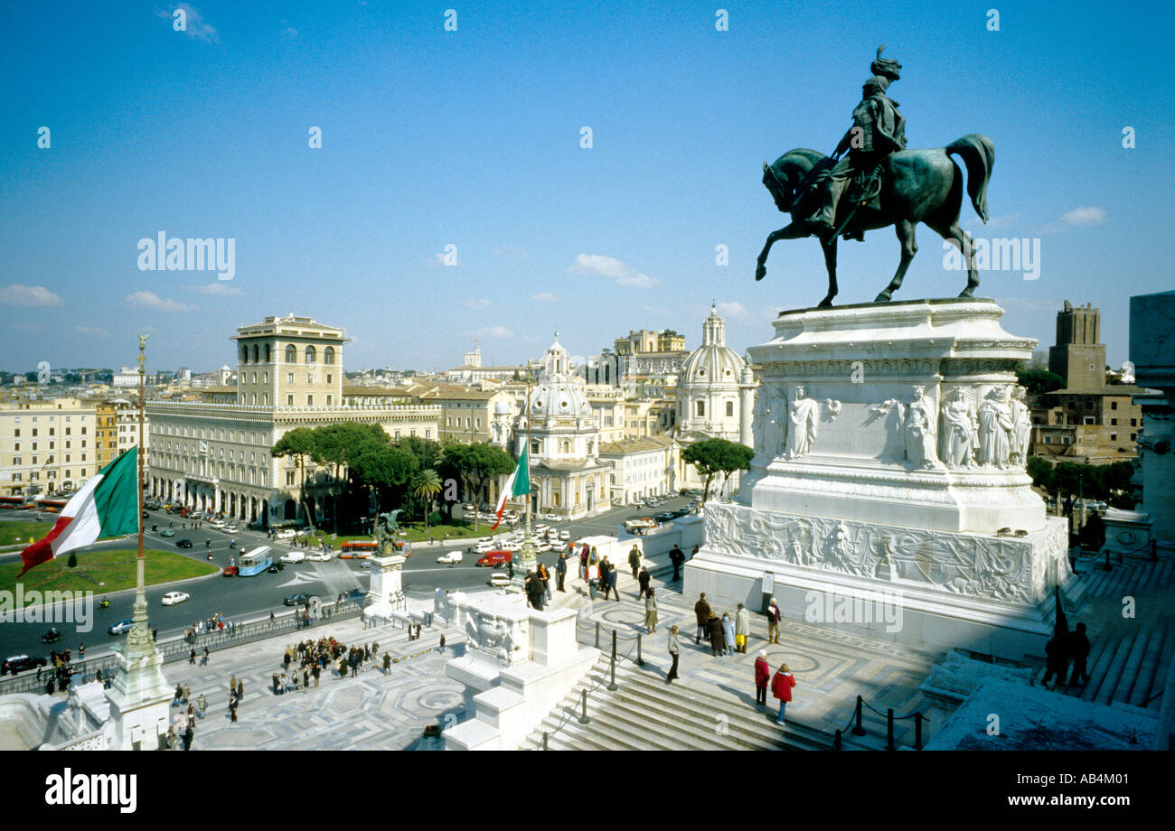 Italie Rome Le monument Victor Emmanuel aka Monument, un monument au roi Victor Emmanuel II de Savoie sur la Piazza Venezia. Banque D'Images