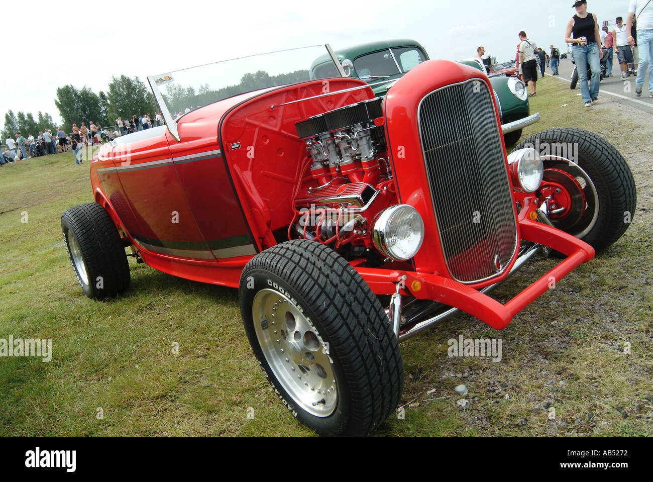 1932 ford roadster hotrod hot rod hot rod custom car street machine modifiée de travail de peinture de voiture voiture classique car show par mantrop Banque D'Images