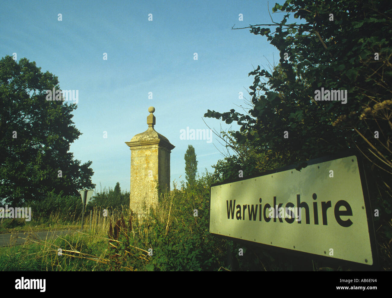 Quatre Shires monument en pierre au point de rencontre de l'Oxfordshire Warwickshire et Gloucestershire Worcestershire Banque D'Images