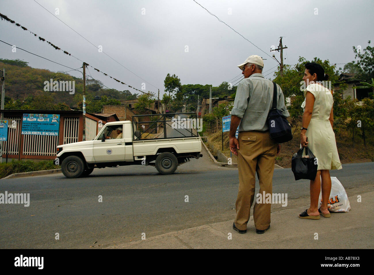 Sur Bypassers street de Matagalpa, Nicaragua, Amérique Centrale Banque D'Images