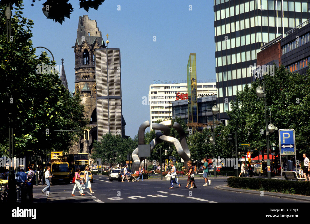 Allemagne Berlin Ville Kaiser Wilhelm Gedachtniskirche Kufurstendamm Banque D'Images