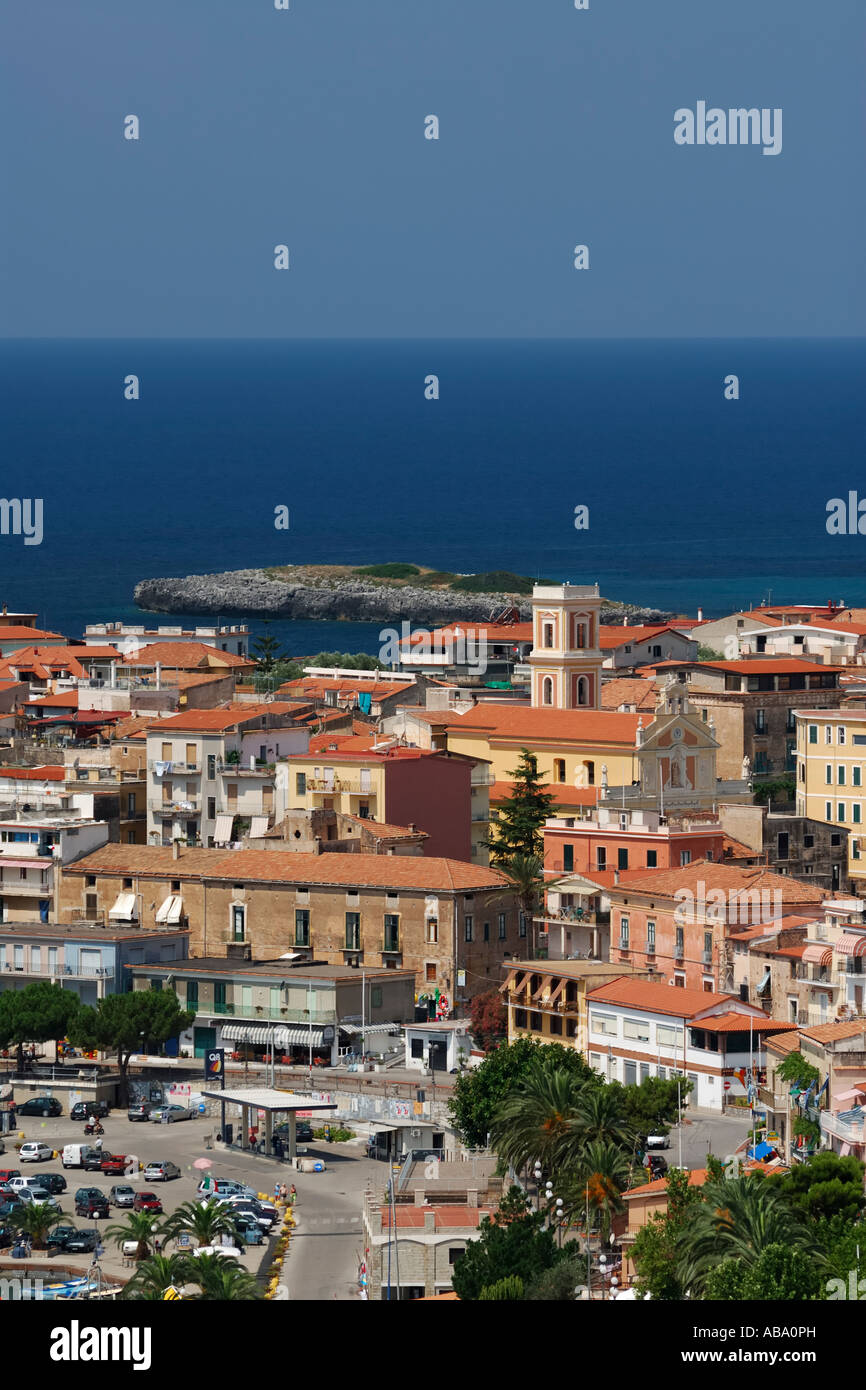 Le Cilento Italie La petite ville côtière de Marina di Camerota Banque D'Images