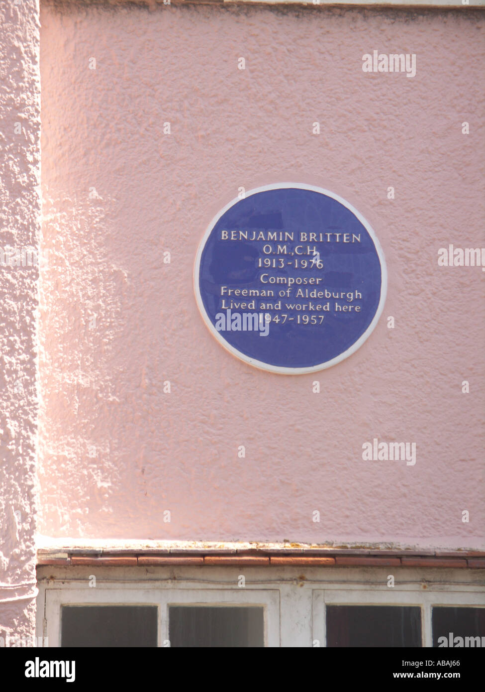 Blue plaque pour Benjamin Britten Aldeburgh en Angleterre Banque D'Images