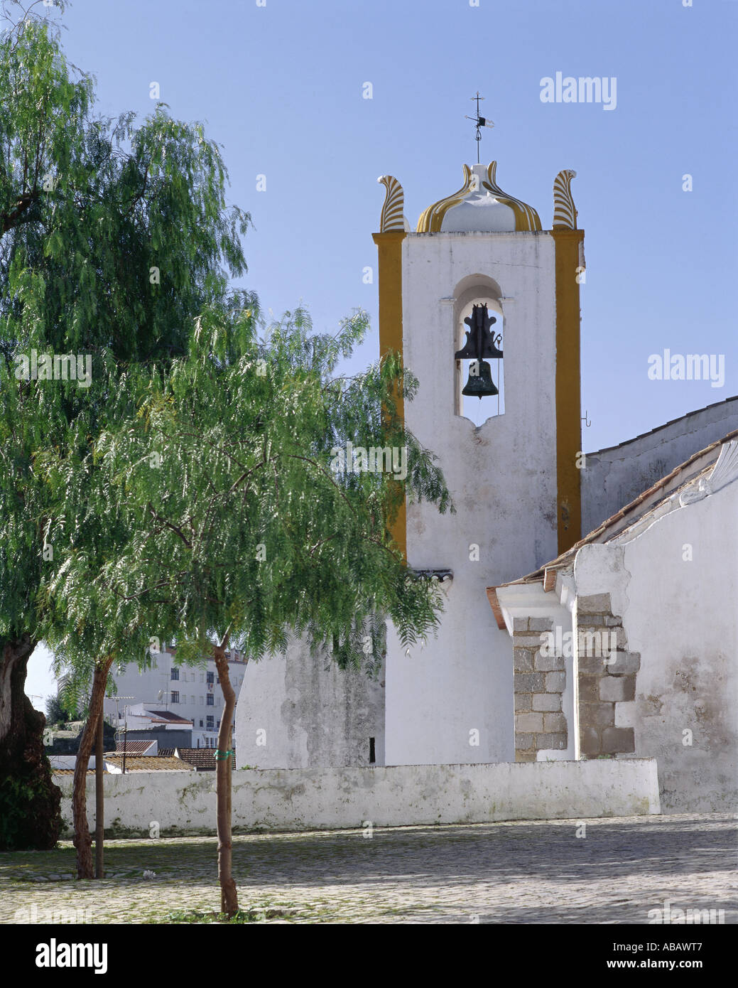Le Clocher de l'église Igreja de Santiago, Tavira Banque D'Images