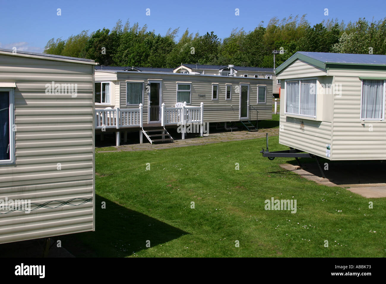 Caravanes statiques organisées pour permettre aux visiteurs sur un parc de vacances Banque D'Images