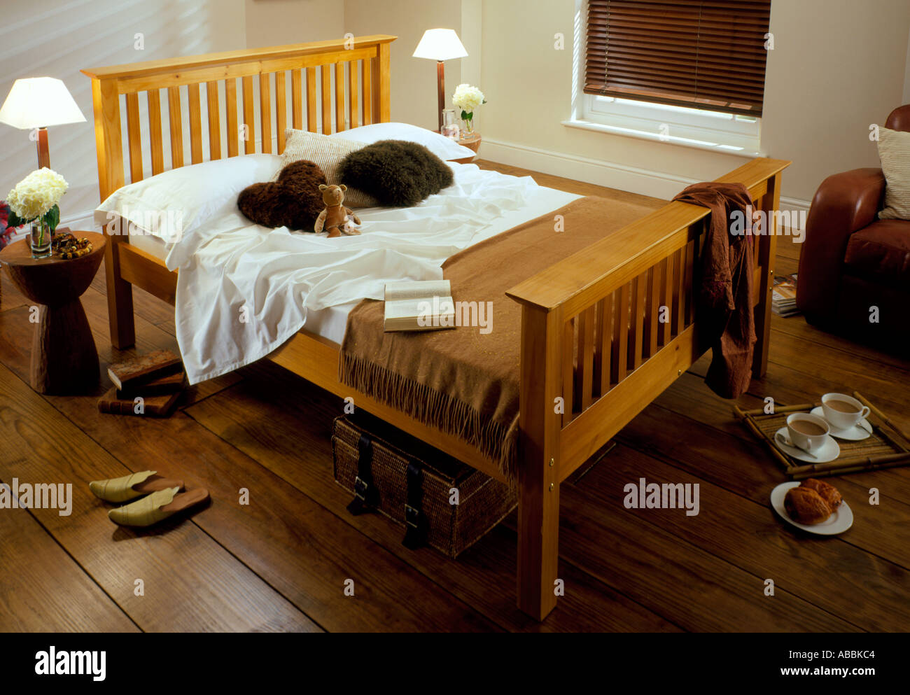 Chambre à coucher en bois naturel Banque D'Images