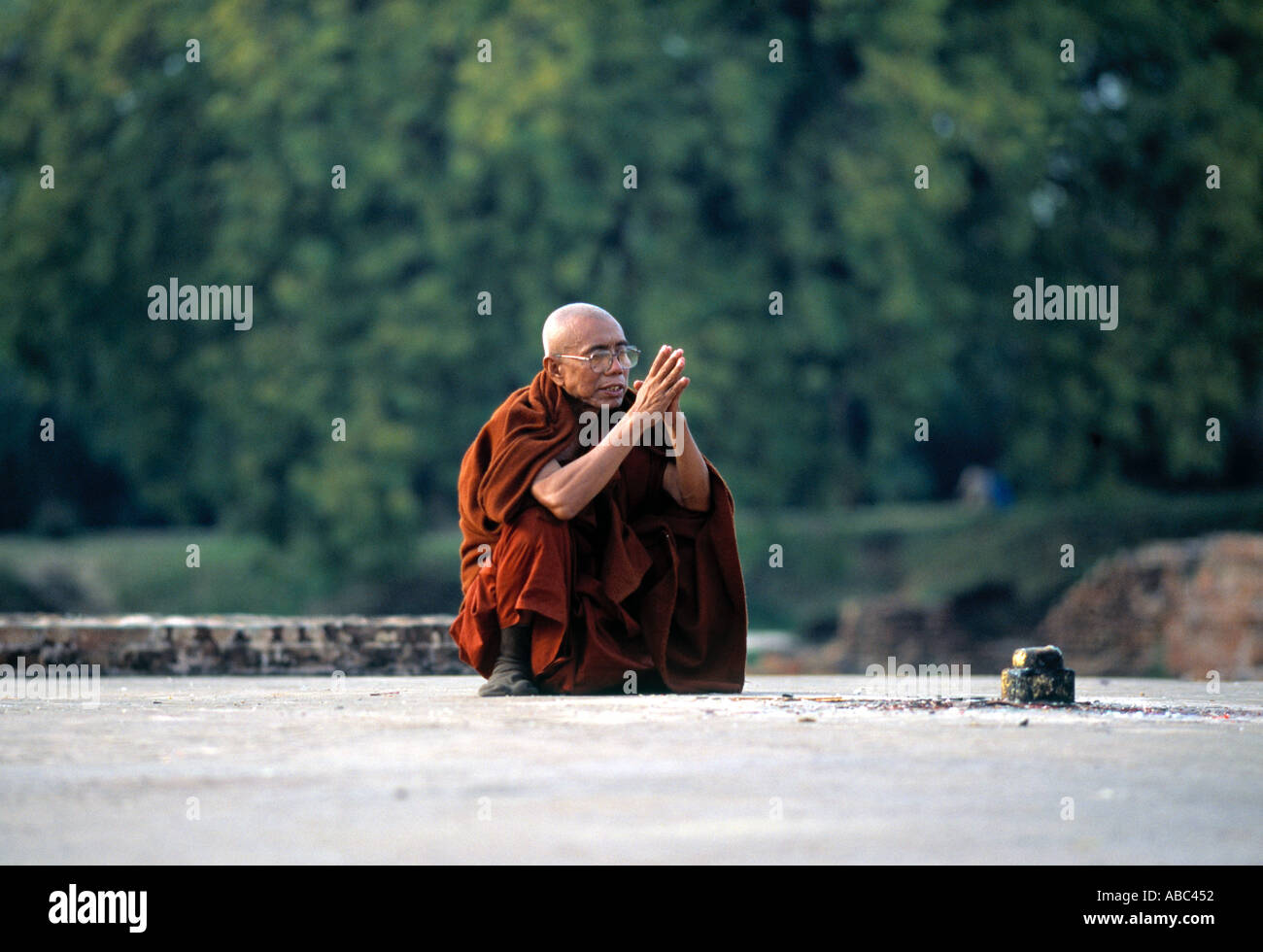 Le moine bouddhiste, Madhya Pradesh, Inde Banque D'Images