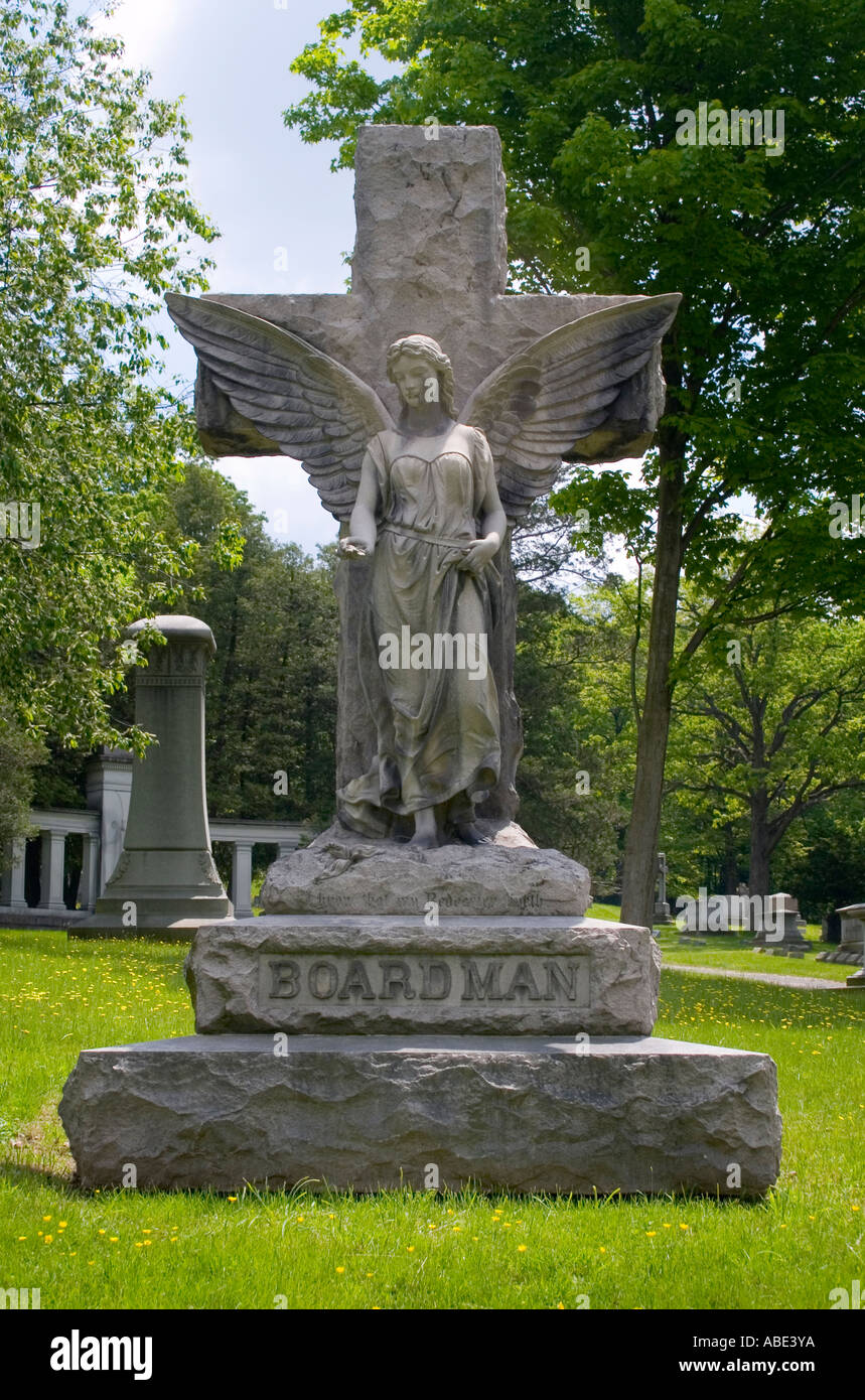 Angel pierre tombale pour Boardman à une tombe dans le cimetière Oakwood à Troy New York Banque D'Images