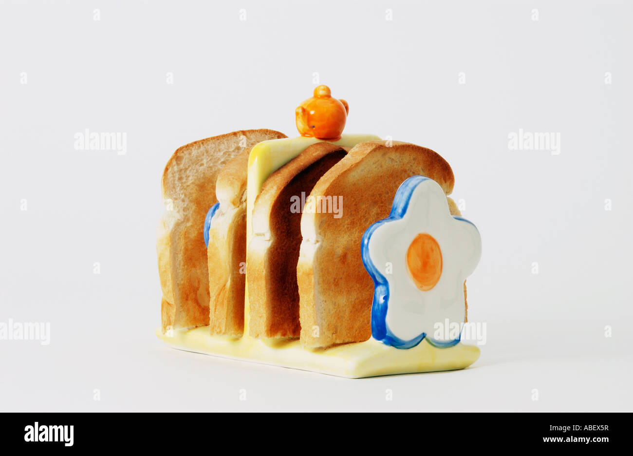 Toast d'oeuf frit avec toast rack Banque D'Images