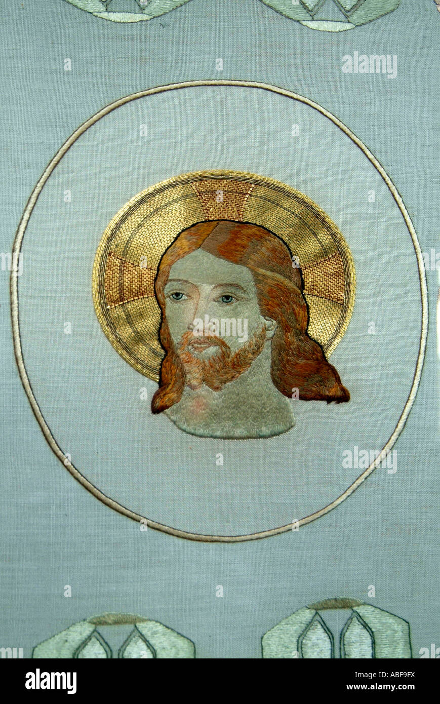 Le Christ Tête brodé broderie gold circle halo , budworth chiffon grand village church Northwich Cheshire antique Englan Banque D'Images