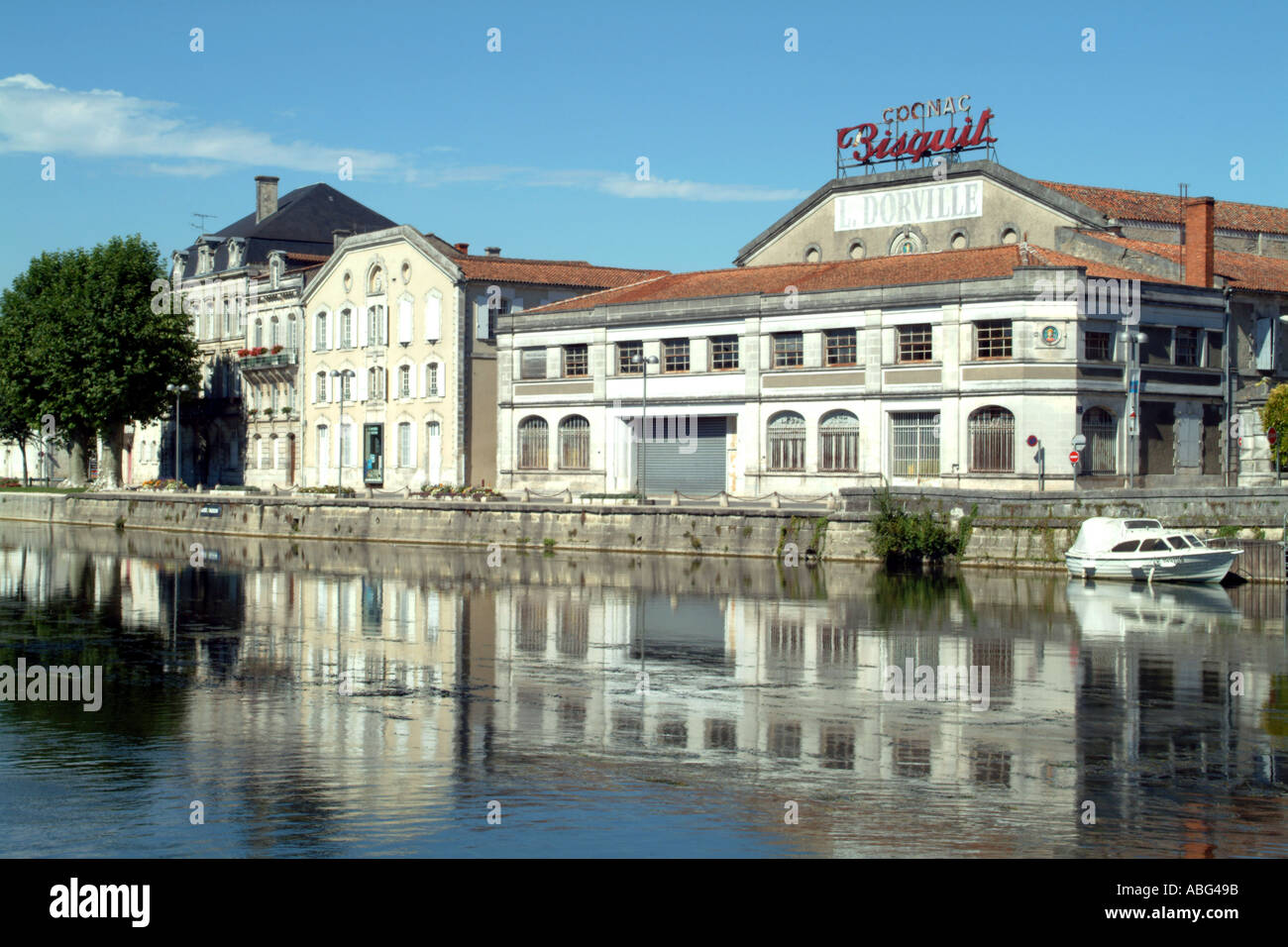 Cognac Bisquit Caves sur la Charente à Jarnac France Banque D'Images