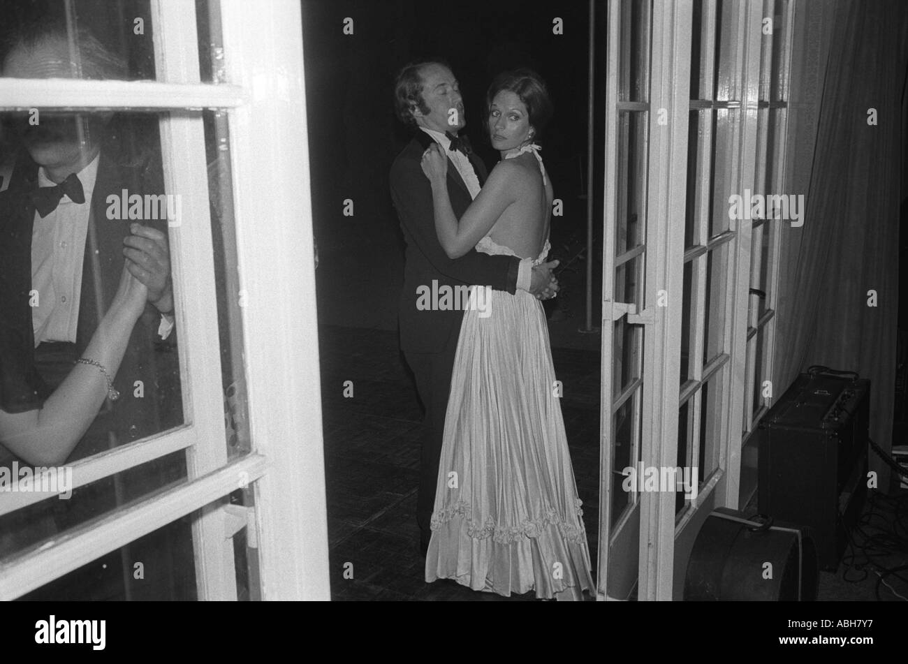 Lundi Club, membres du Parti conservateur à leur dîner bal annuel au Hurlingham Club. Fulham, Londres Angleterre. ANNÉES 1970 1975 ROYAUME-UNI HOMER SYKES Banque D'Images